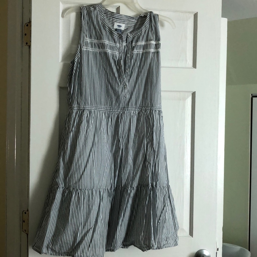 Women’s dress